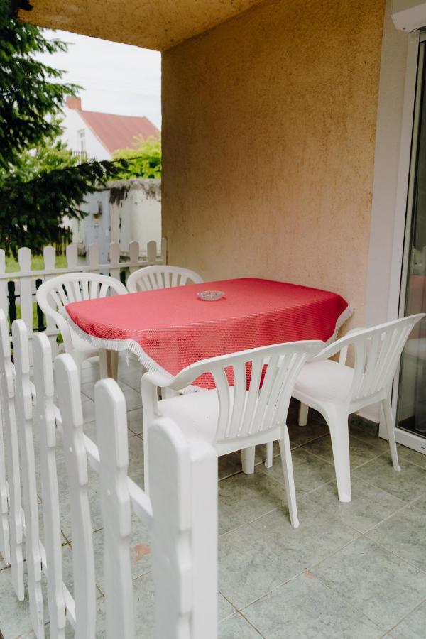 Nyirfa Apartman Vonyarcvashegy Exteriér fotografie